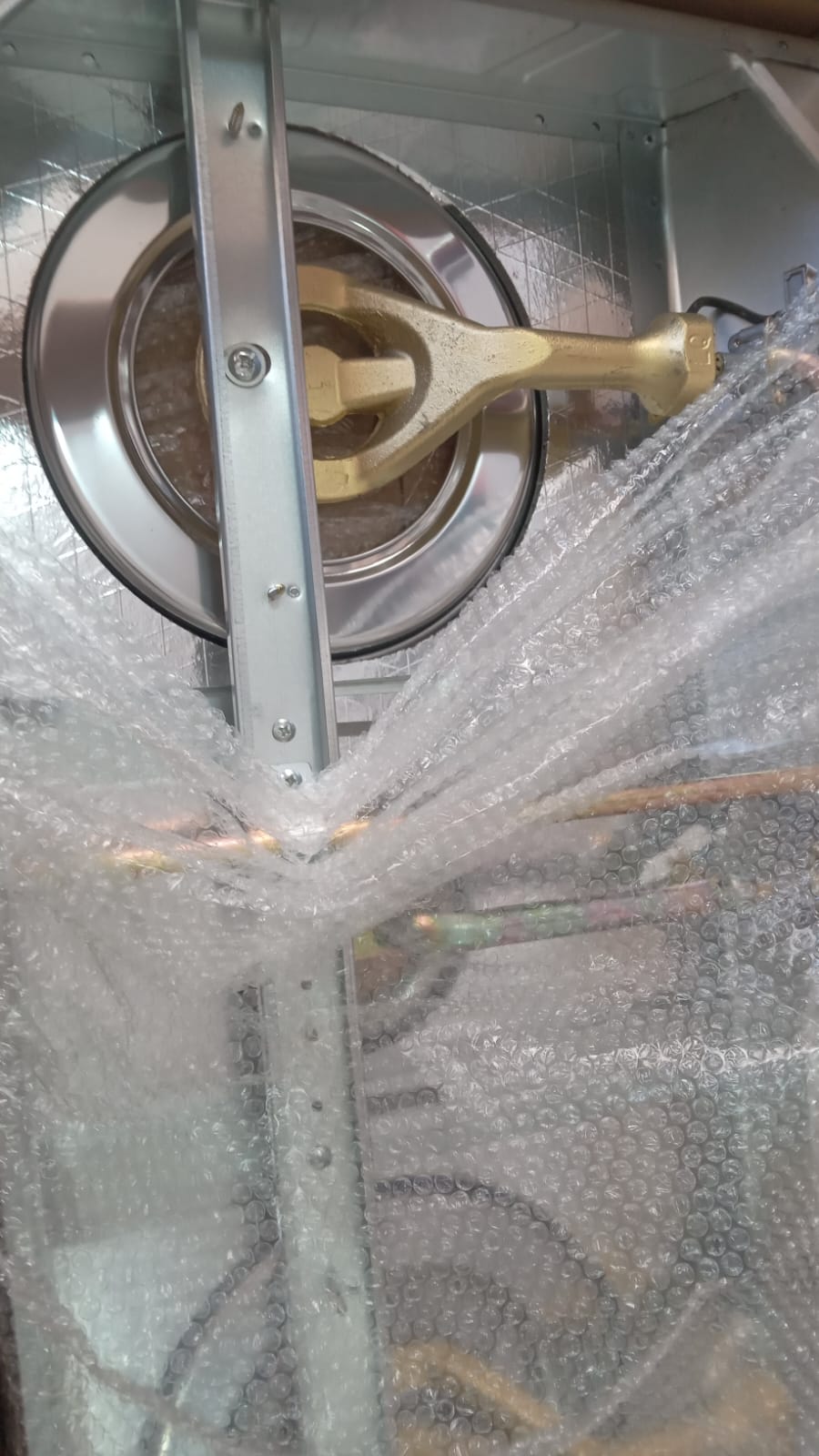 COCINA A GAS DE VIDRIO TEMPLADO 3 HORNILLAS - Imagen 9