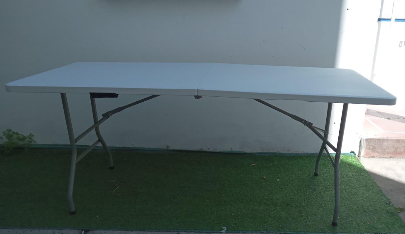 MESA PLEGABLE 1.80 CM COLOR BLANCO