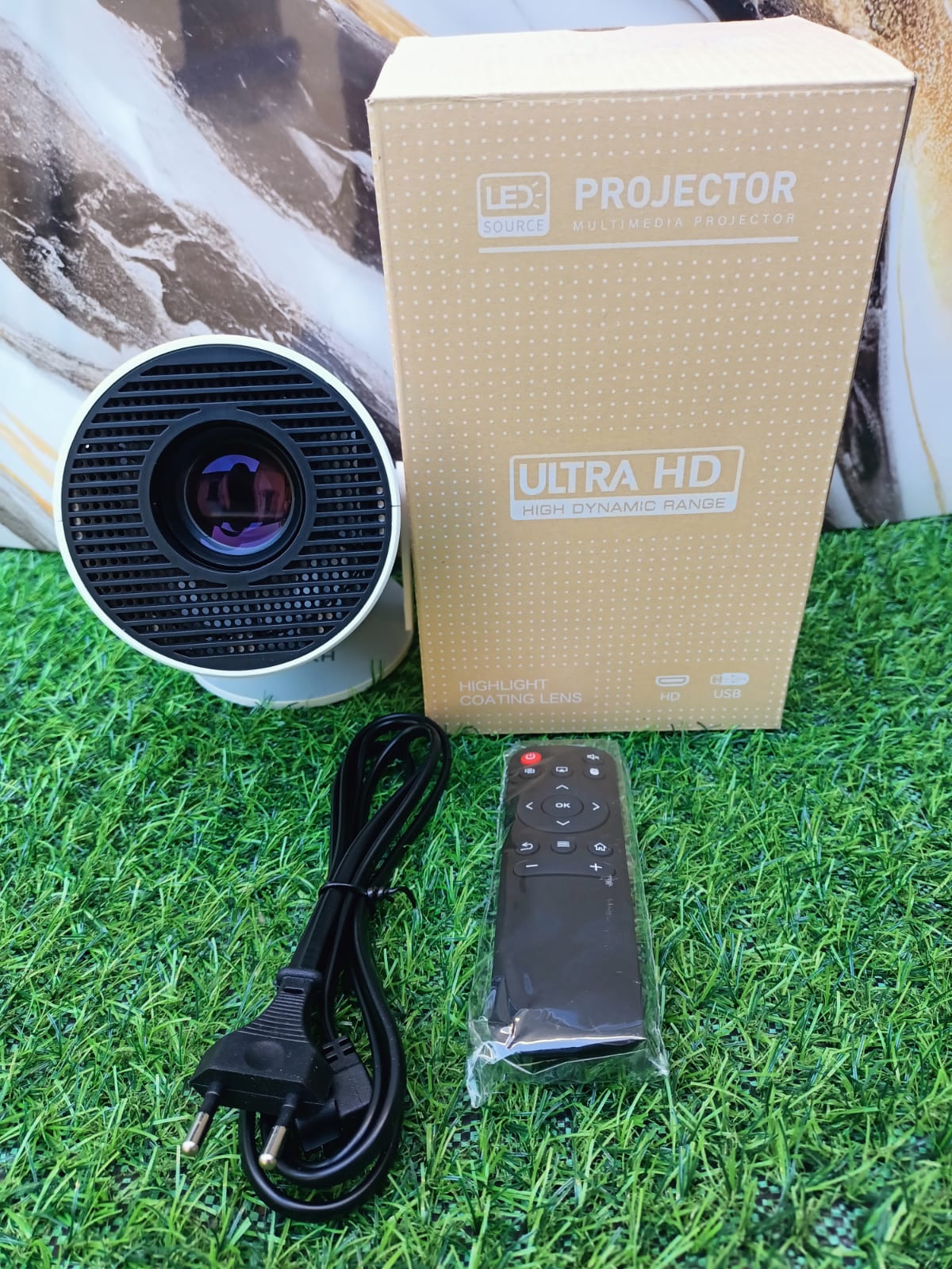 PROYECTOR ULTRA HD - Imagen 2