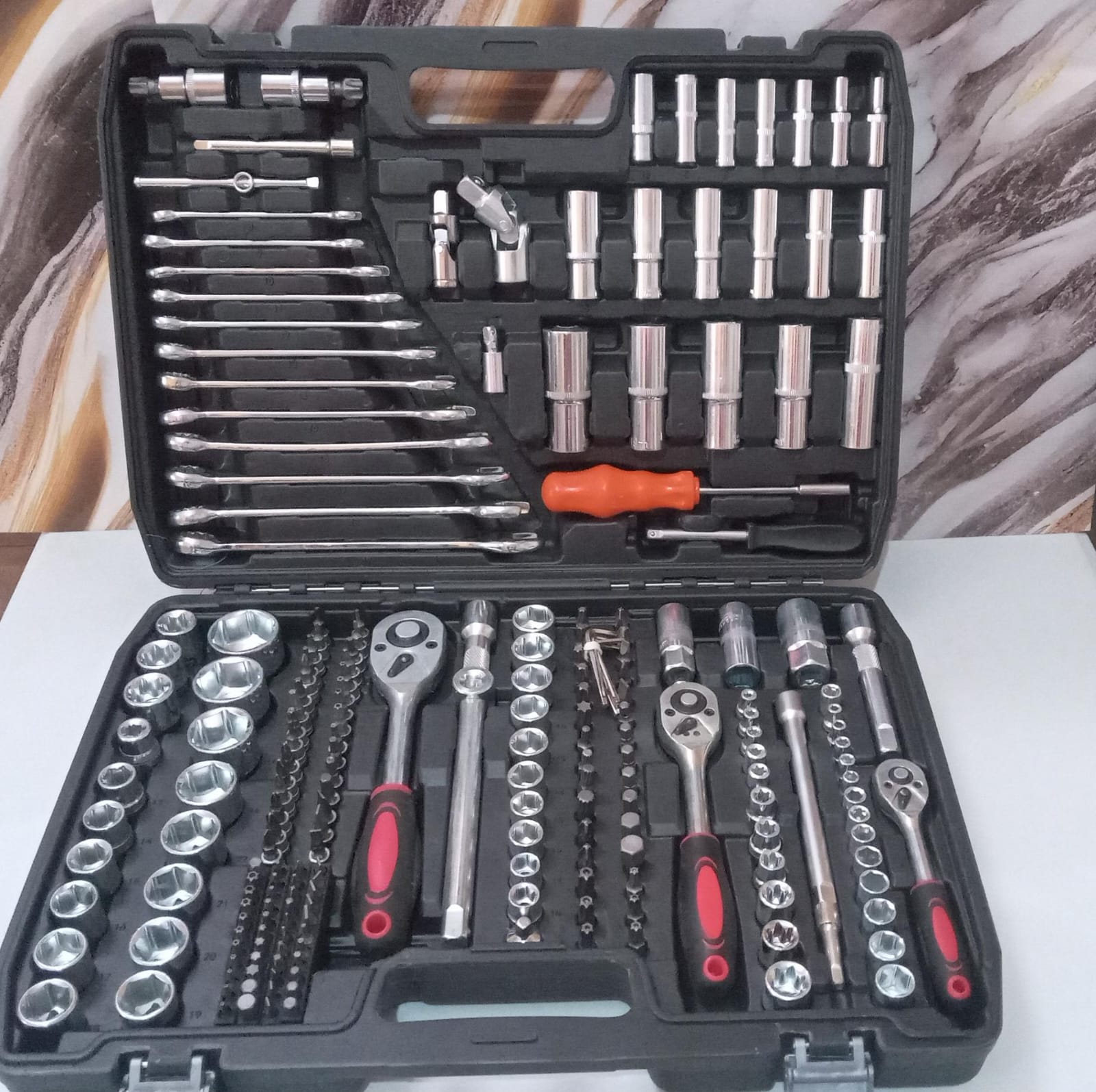 SET DE HERRAMIENTA 216 PIEZAS CAJA NEGRA - Imagen 5