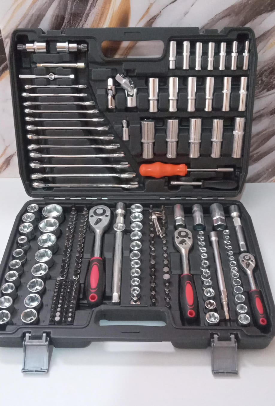 SET DE HERRAMIENTA 216 PIEZAS CAJA NEGRA - Imagen 4