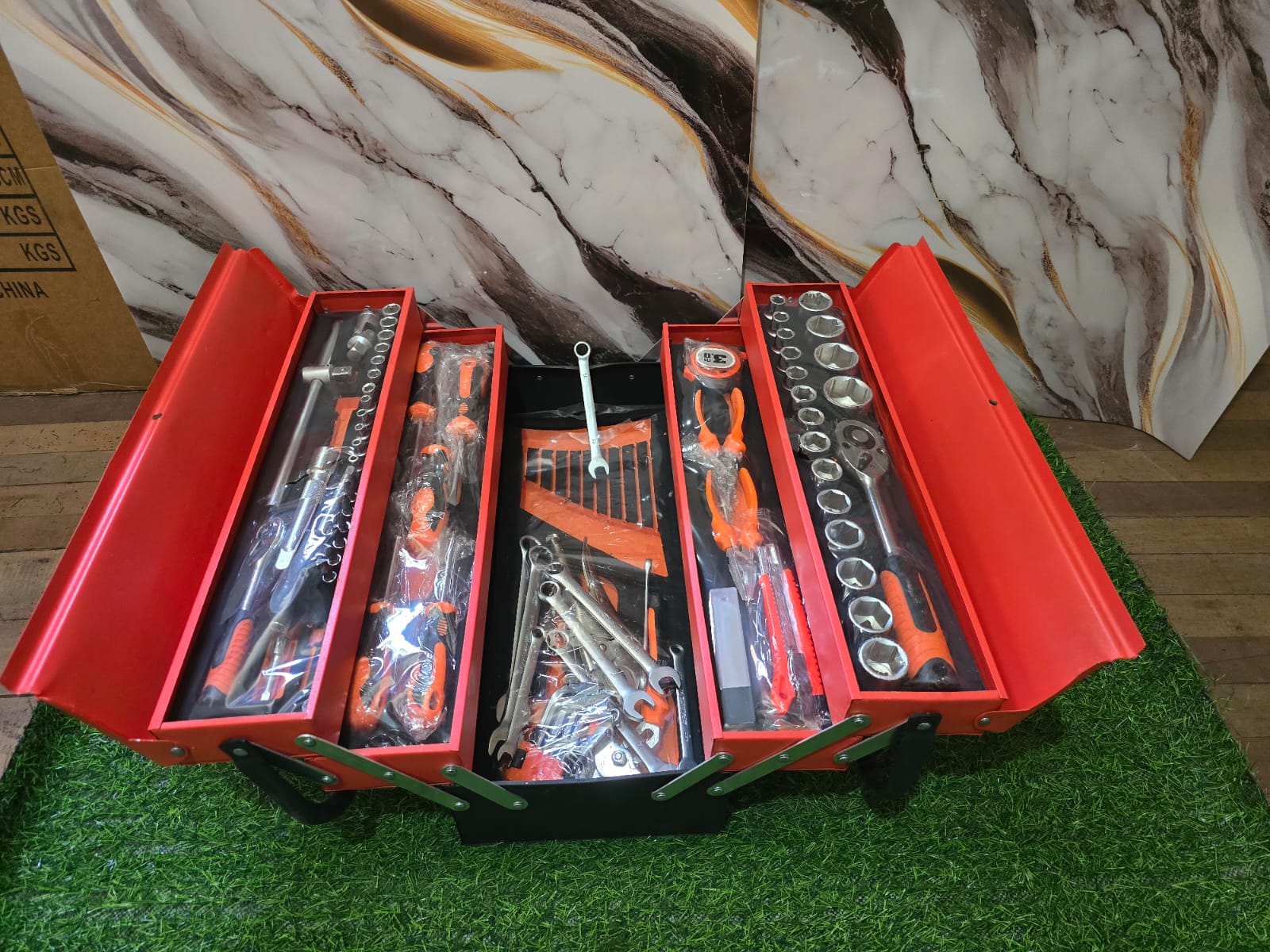 CAJA DE HERRAMIENTAS 85 PIEZAS - Imagen 3