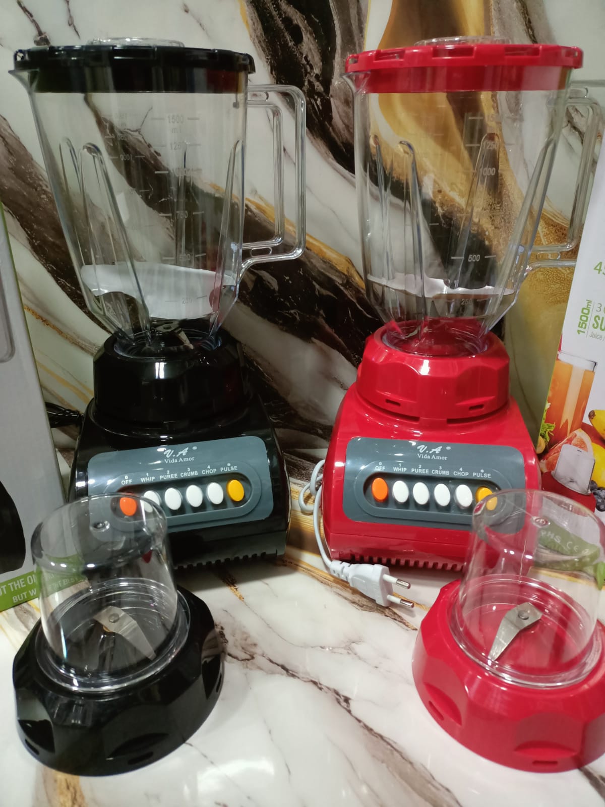 LICUADORA DE PLASTICO CON PICATODO - Imagen 2