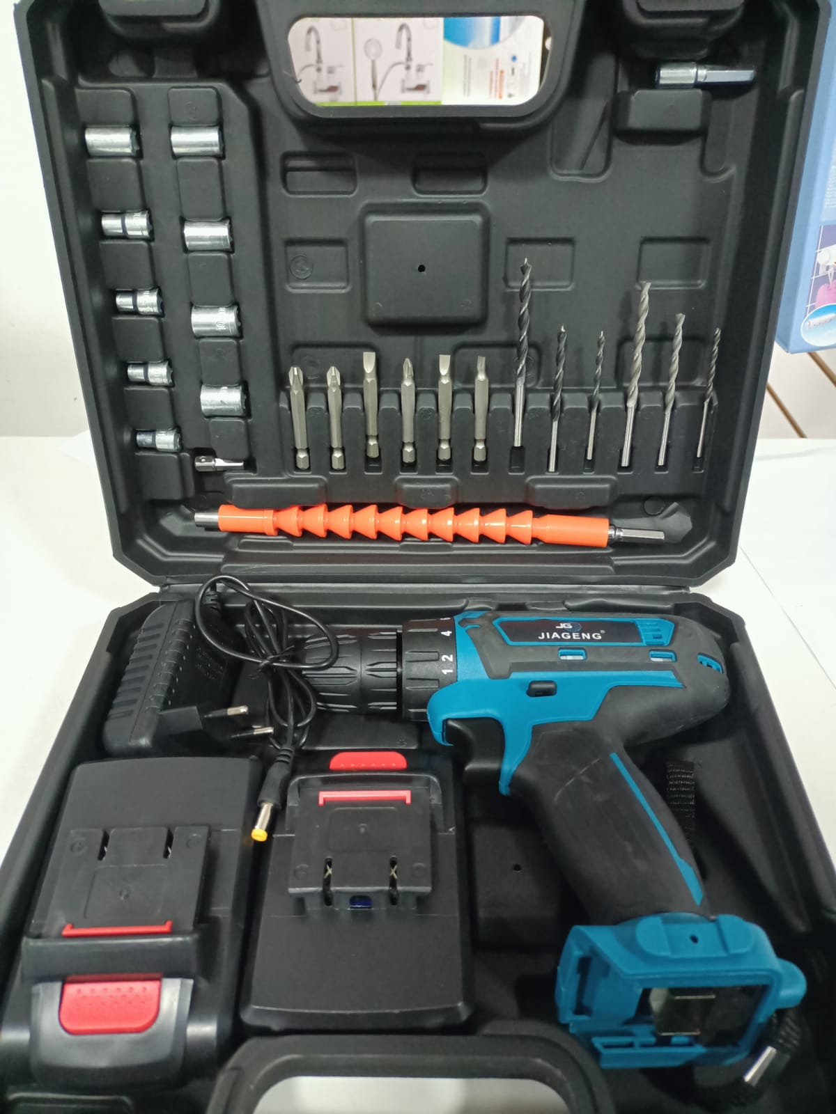 TALADRO INALAMBRICO AZUL 96V - Imagen 3