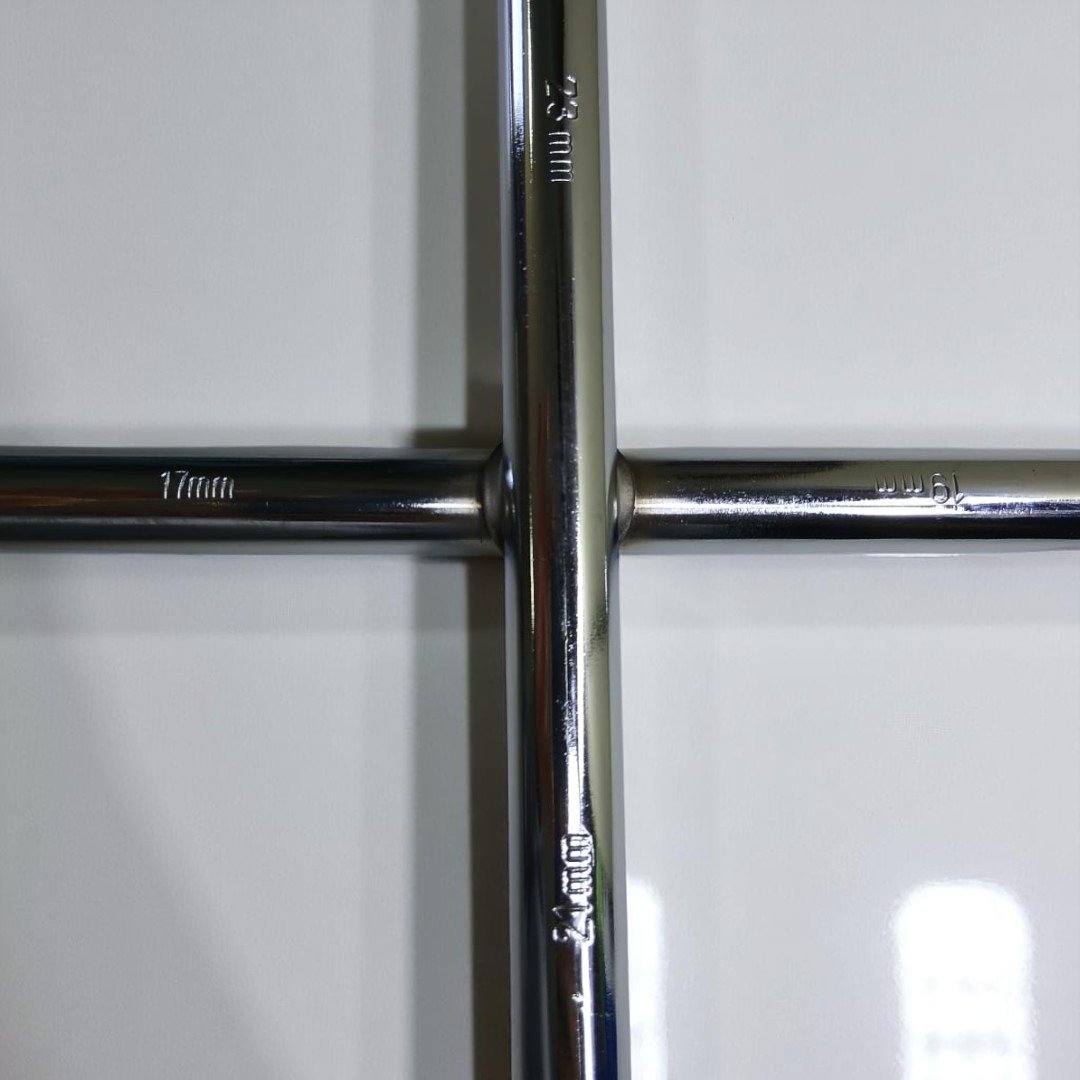 LLAVE DE CRUZ PARA AUTO ( 17-19-21-23) - Imagen 3