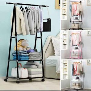 PERCHERO TRIANGULAR CON RUEDAS